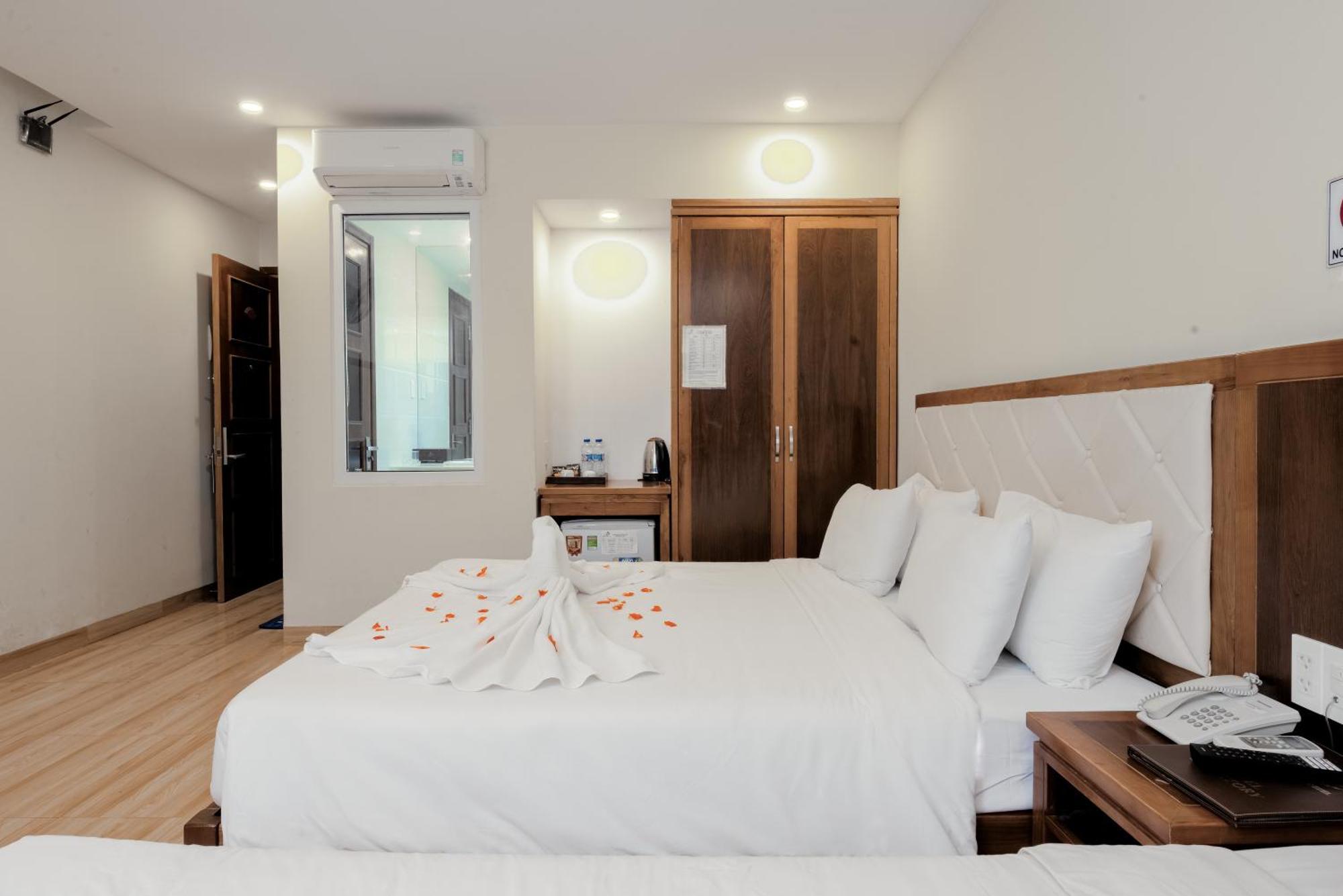 Dana Sailing Hotel Da Nang Zewnętrze zdjęcie